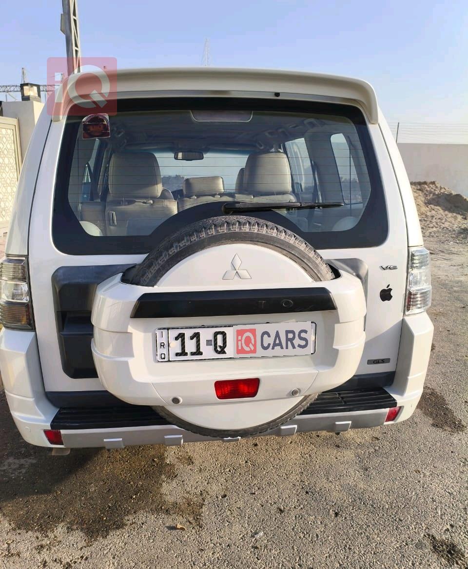 ميتسوبيشي باجيرو